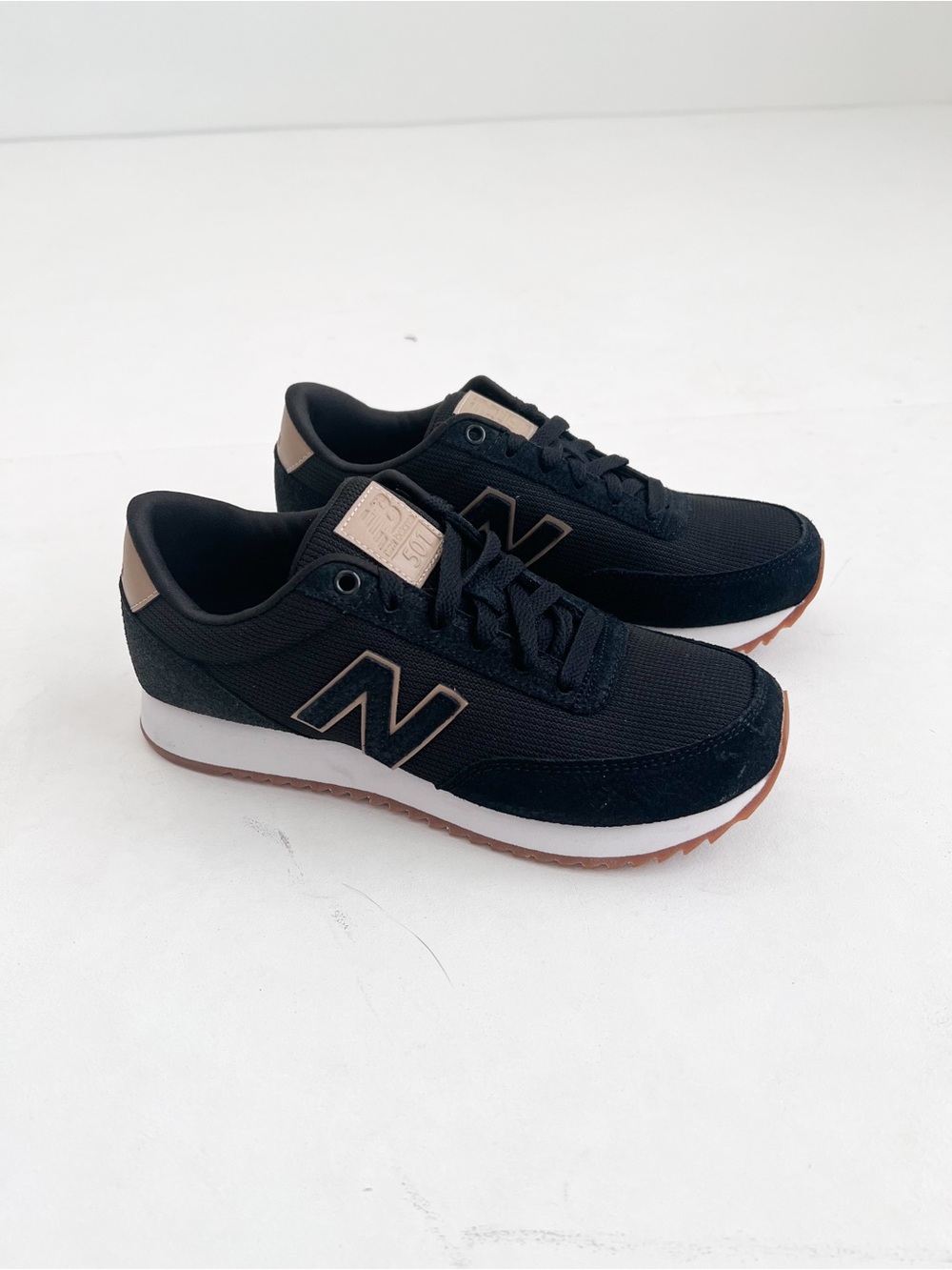 NEW New Balance Womens 501 Black Sneakers Size 7